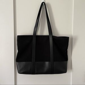 Everlane black twill zip tote bag